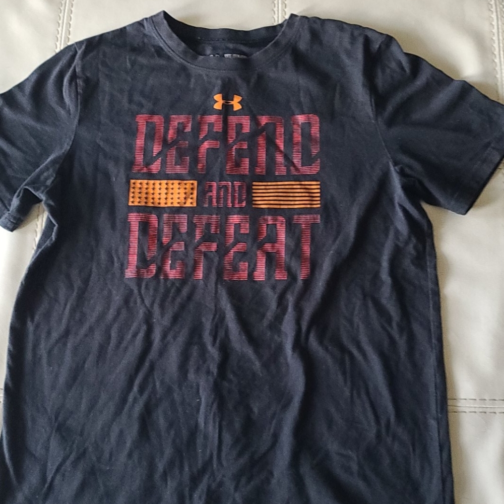 Under Armour tee